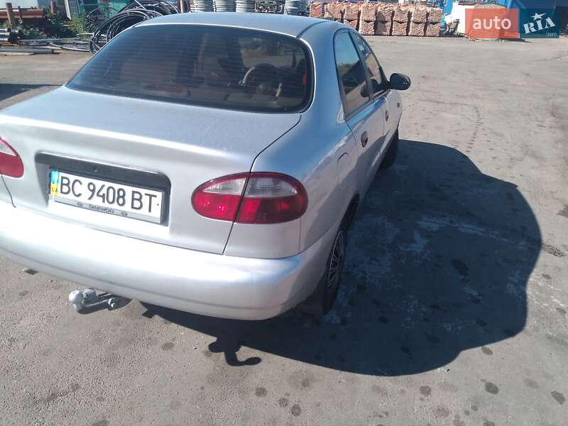 Седан Daewoo Lanos 2008 в Ровно