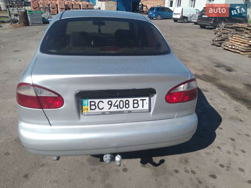 Седан Daewoo Lanos 2008 в Ровно