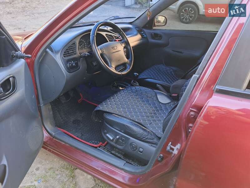 Седан Daewoo Lanos 2006 в Славуте
