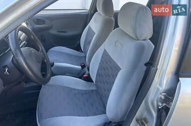 Седан Daewoo Lanos 2004 в 