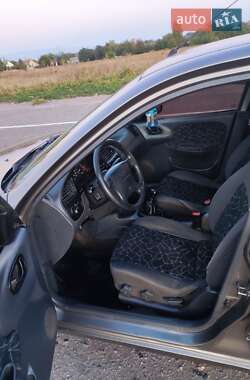 Седан Daewoo Lanos 2004 в 