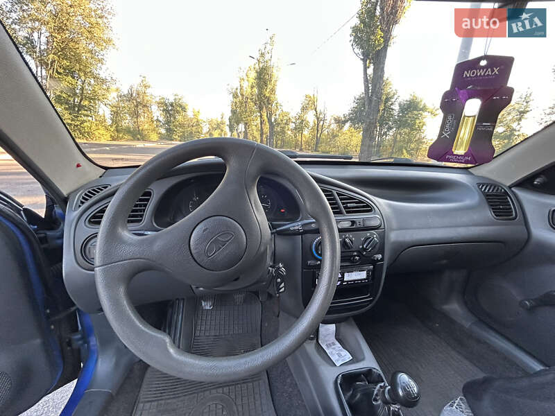 Седан Daewoo Lanos 2008 в Кривом Роге