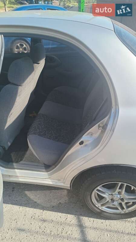 Седан Daewoo Lanos 2006 в Запорожье