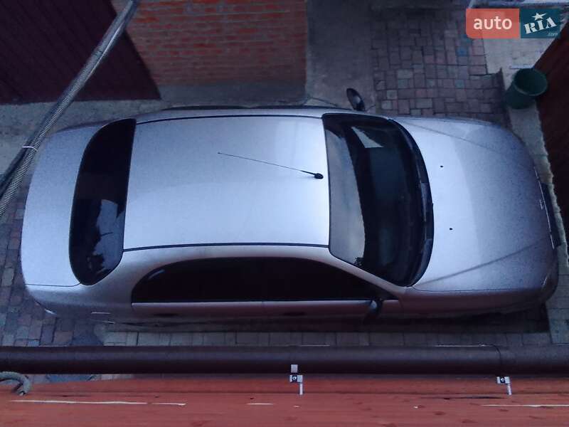 Седан Daewoo Lanos 2002 в Звенигородке