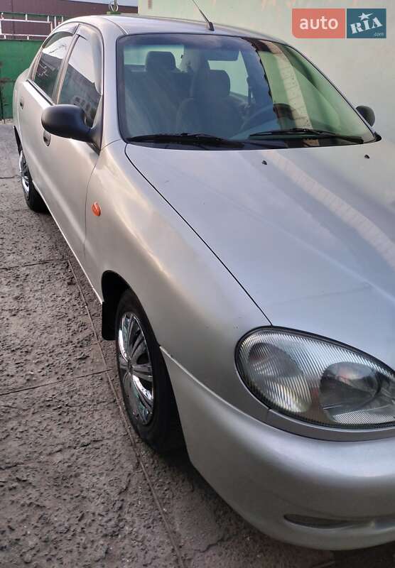 Седан Daewoo Lanos 2005 в Днепре