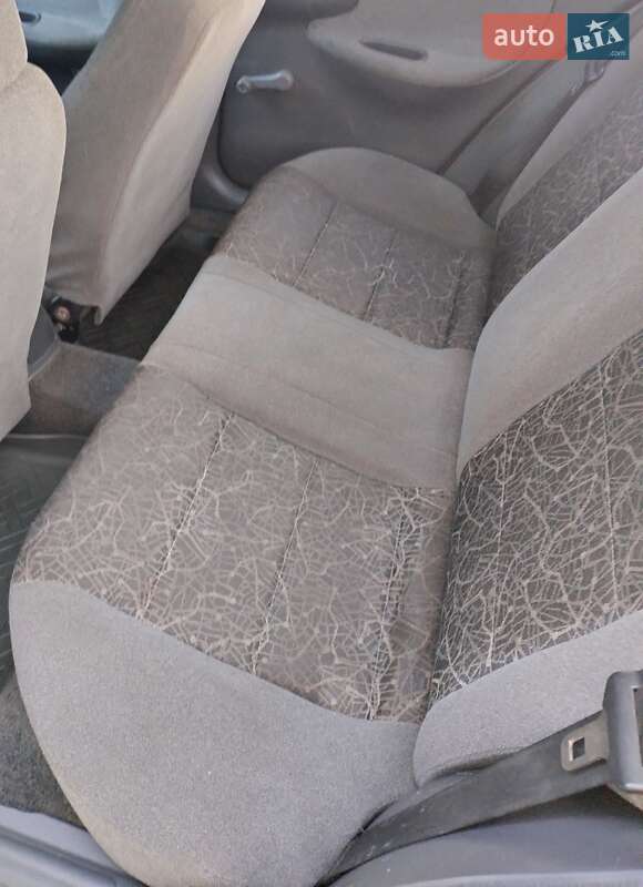 Седан Daewoo Lanos 2005 в Днепре