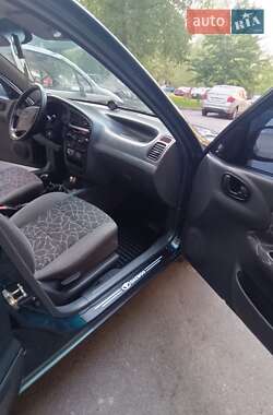 Седан Daewoo Lanos 2003 в 