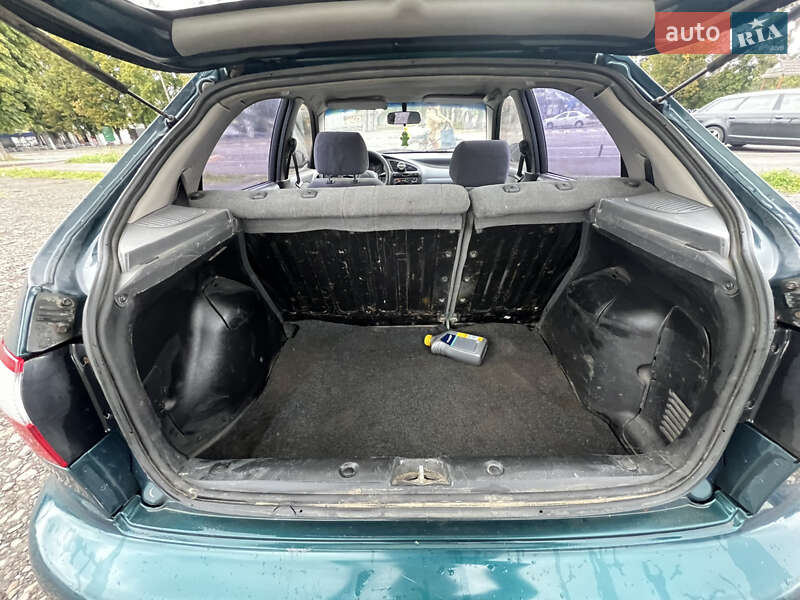 Хэтчбек Daewoo Lanos 2004 в Нововолынске