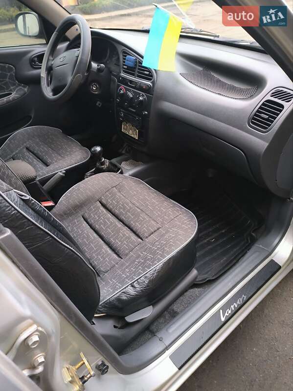 Седан Daewoo Lanos 2004 в Звенигородке