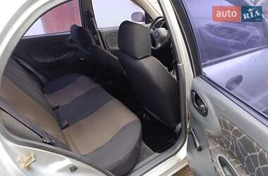 Седан Daewoo Lanos 2004 в 