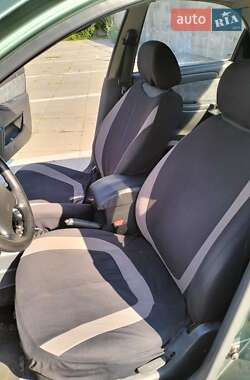Седан Daewoo Lanos 2005 в 