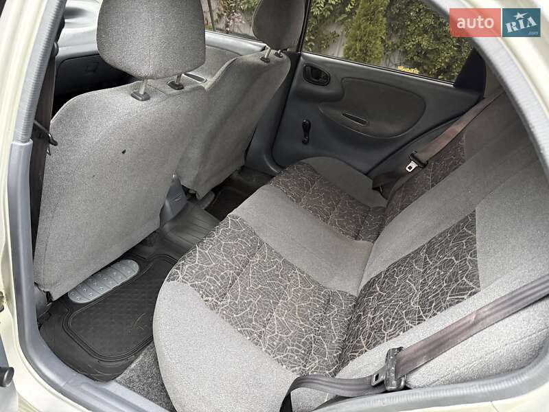 Хетчбек Daewoo Lanos 2007 в Дніпрі