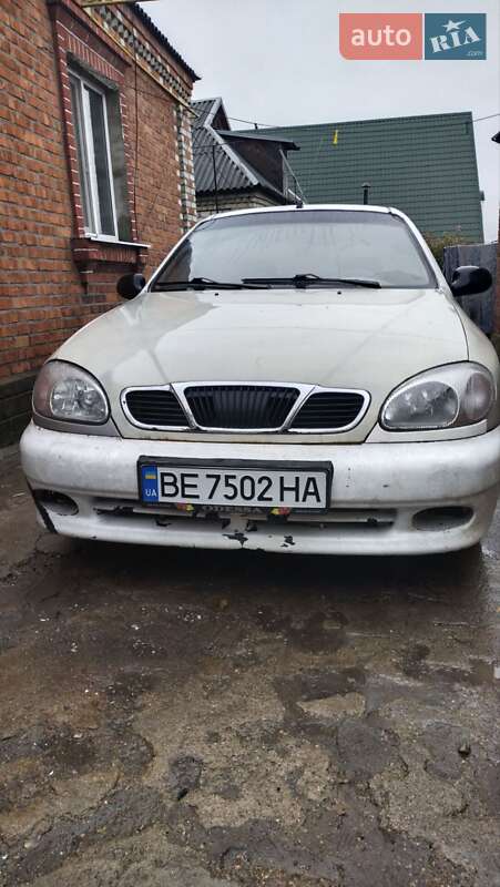 Седан Daewoo Lanos 2004 в Первомайську