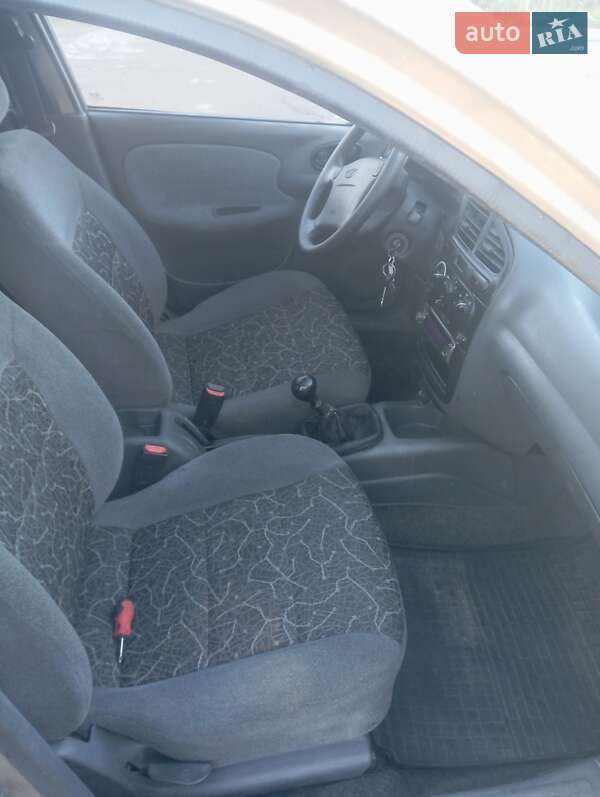 Седан Daewoo Lanos 2008 в Львові