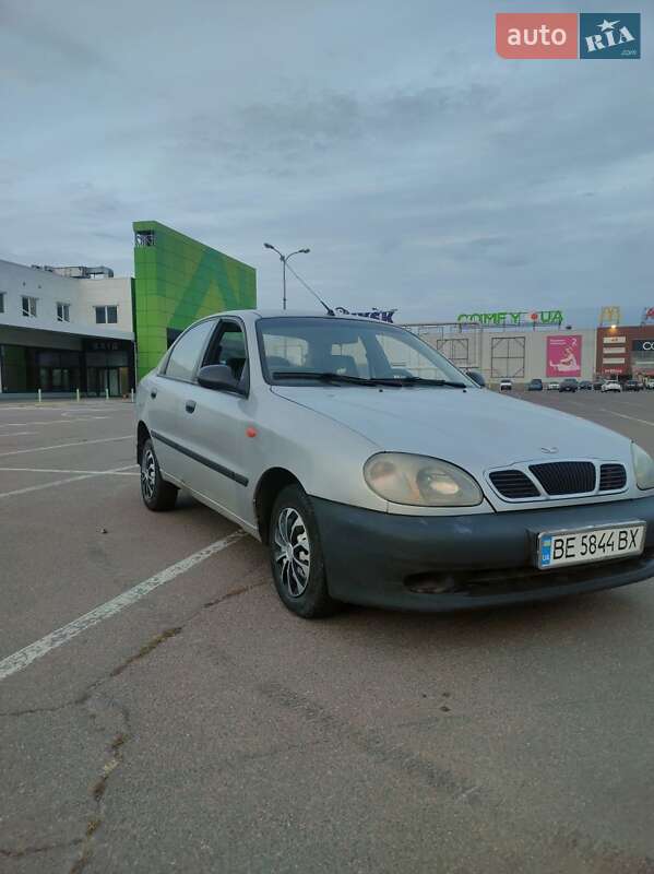 Седан Daewoo Lanos 2004 в 