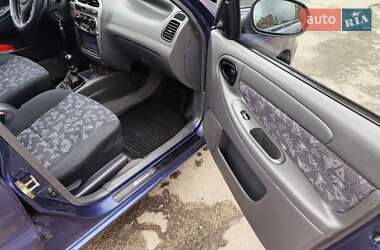Седан Daewoo Lanos 2004 в 