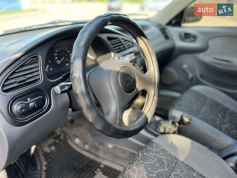 Седан Daewoo Lanos 2007 в Днепре