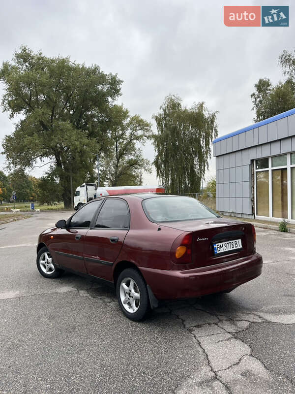 Седан Daewoo Lanos 2006 в Ромнах