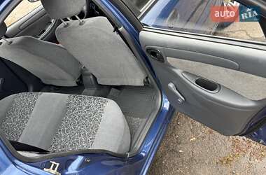 Седан Daewoo Lanos 2011 в 