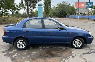 Седан Daewoo Lanos 2011 в 