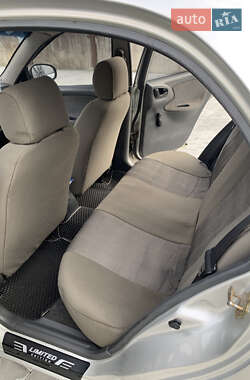 Седан Daewoo Lanos 2004 в 