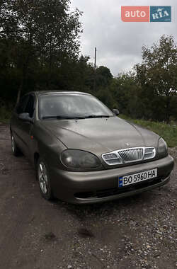 Седан Daewoo Lanos 2002 в Чорткове