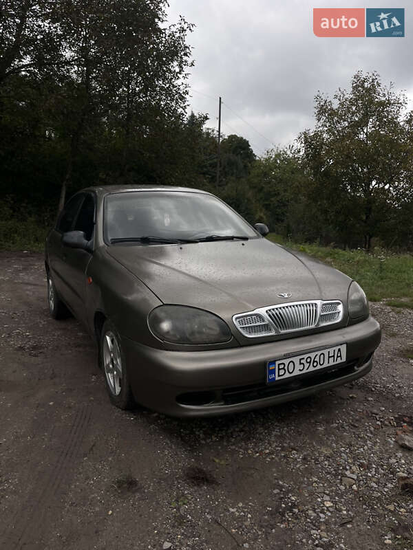 Седан Daewoo Lanos 2002 в 