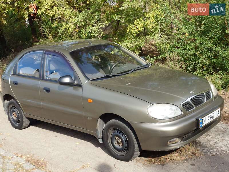 Седан Daewoo Lanos 2004 в Запорожье