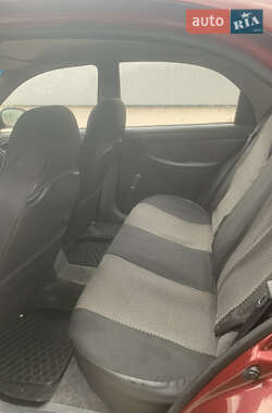 Седан Daewoo Lanos 2011 в 