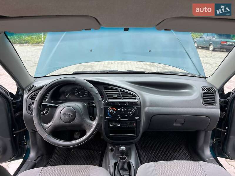 Седан Daewoo Lanos 2002 в Хмельницком