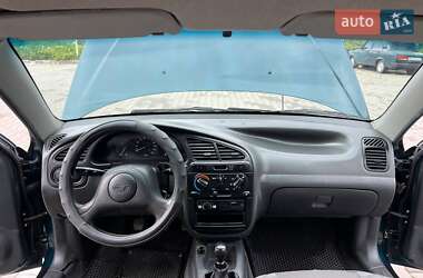 Седан Daewoo Lanos 2002 в 