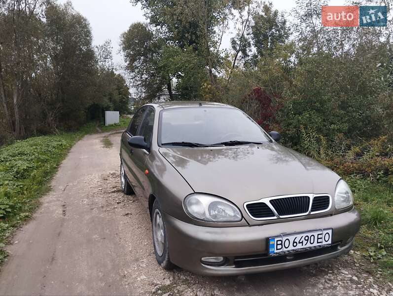 Седан Daewoo Lanos 2003 в 