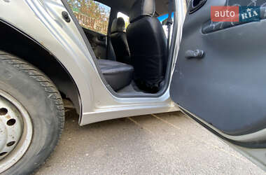 Седан Daewoo Lanos 2002 в 