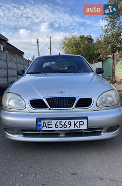 Седан Daewoo Lanos 2002 в Кривом Роге