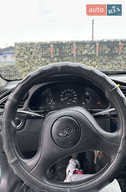 Седан Daewoo Lanos 1999 в 