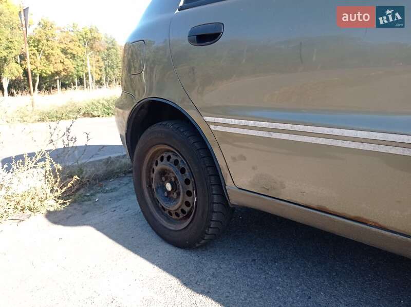 Хэтчбек Daewoo Lanos 2006 в Днепре