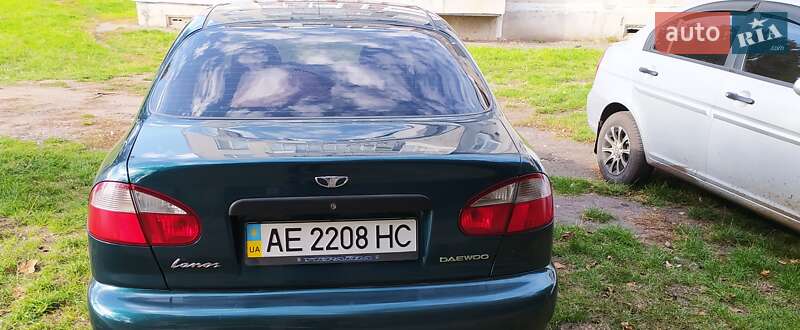 Седан Daewoo Lanos 2004 в Синельниково