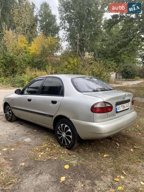 Седан Daewoo Lanos 2004 в Андреевке