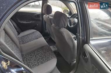 Седан Daewoo Lanos 2002 в 