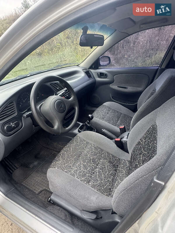Седан Daewoo Lanos 2006 в Киеве
