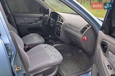 Седан Daewoo Lanos 2003 в 
