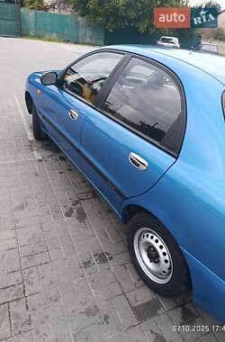 Седан Daewoo Lanos 2001 в Запоріжжі