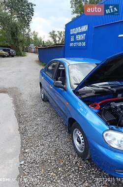 Седан Daewoo Lanos 2001 в 