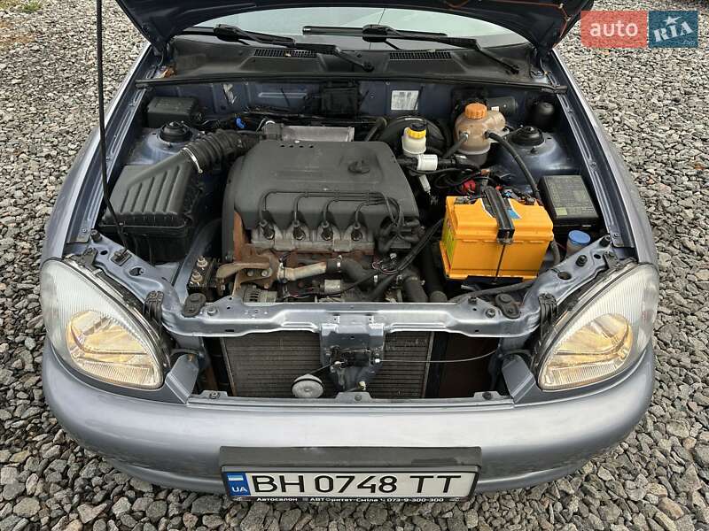 Седан Daewoo Lanos 2010 в Смеле