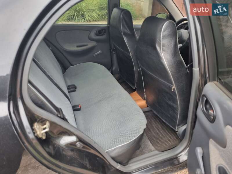 Седан Daewoo Lanos 2008 в Кривом Роге