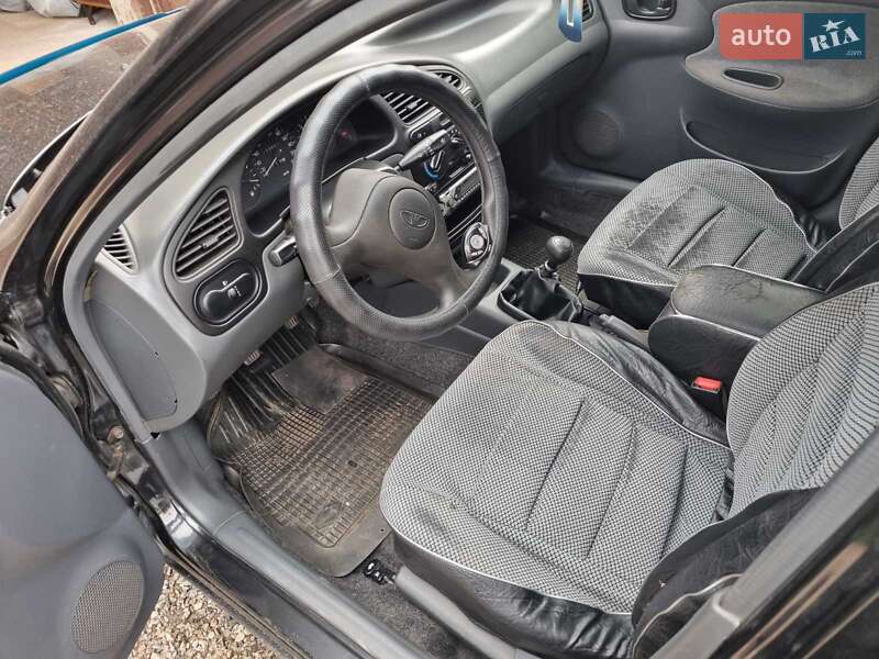 Седан Daewoo Lanos 2008 в Кривом Роге