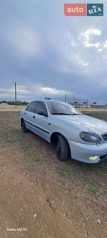 Седан Daewoo Lanos 2004 в Новой Одессе