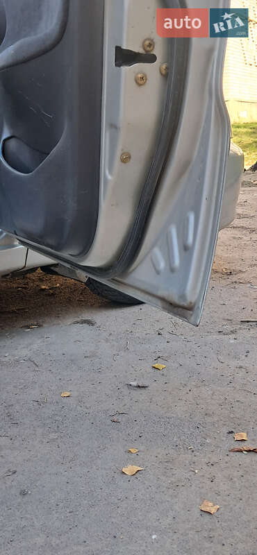 Седан Daewoo Lanos 2004 в Житомире
