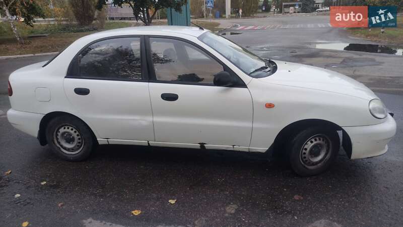 Седан Daewoo Lanos 2008 в Обухові