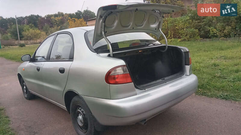 Седан Daewoo Lanos 2008 в Ніжині